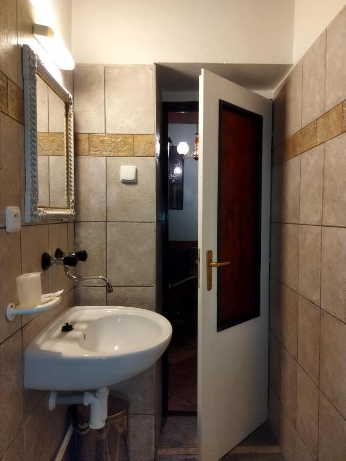 Hotel Cade Písek Esterno foto