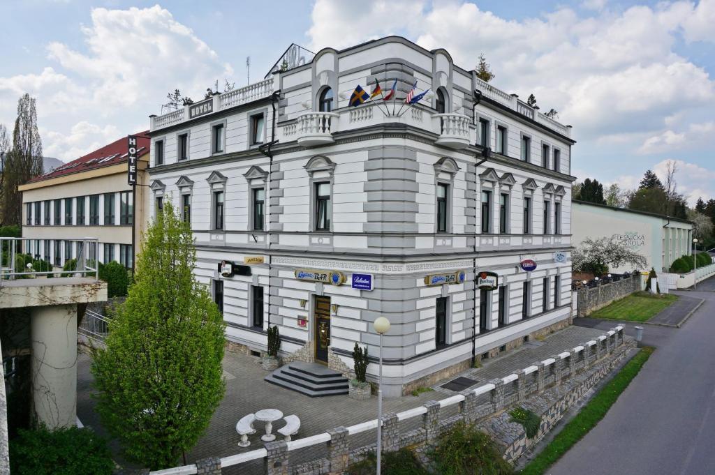 Hotel Cade Písek Esterno foto